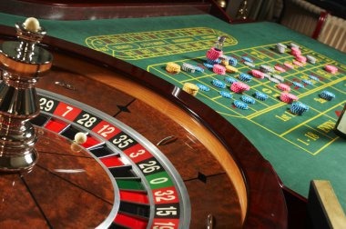 gawang toto platform showing slot games, live tables, and sportsbook markets